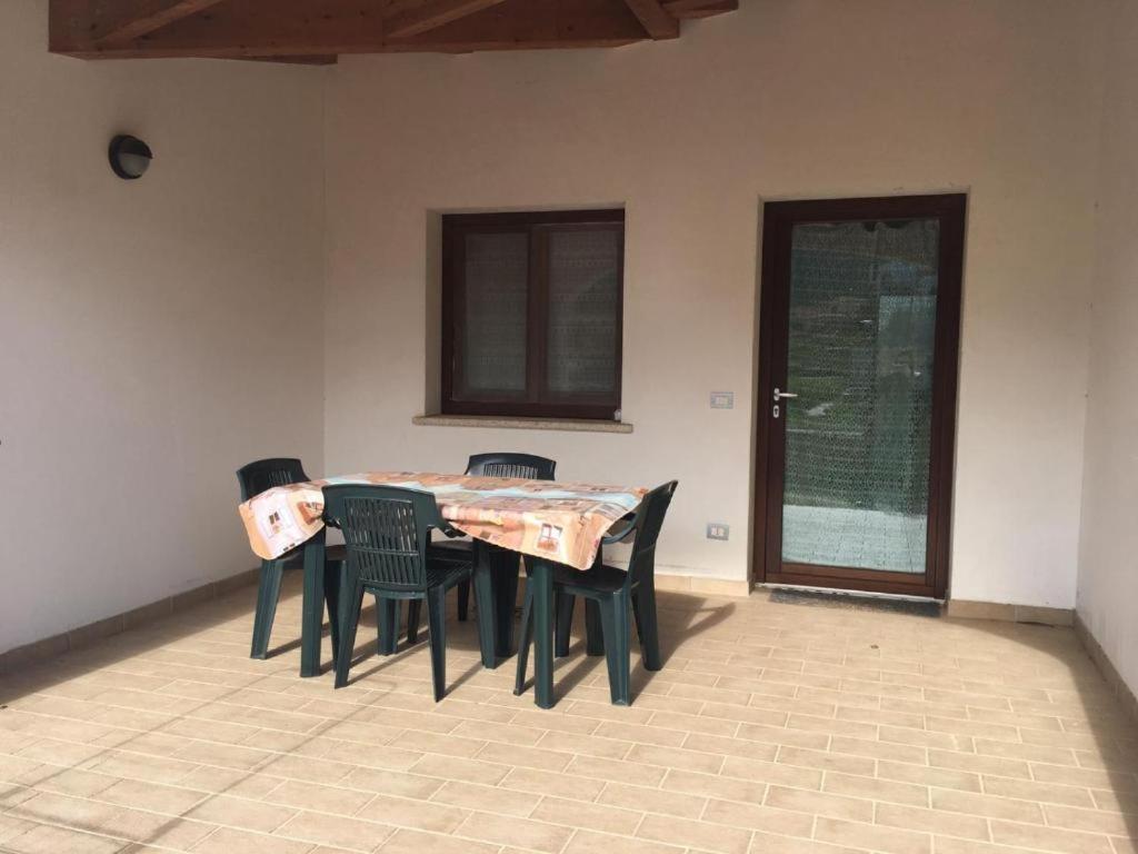 Апартаменты Trilocale Con Cortile Будони Экстерьер фото